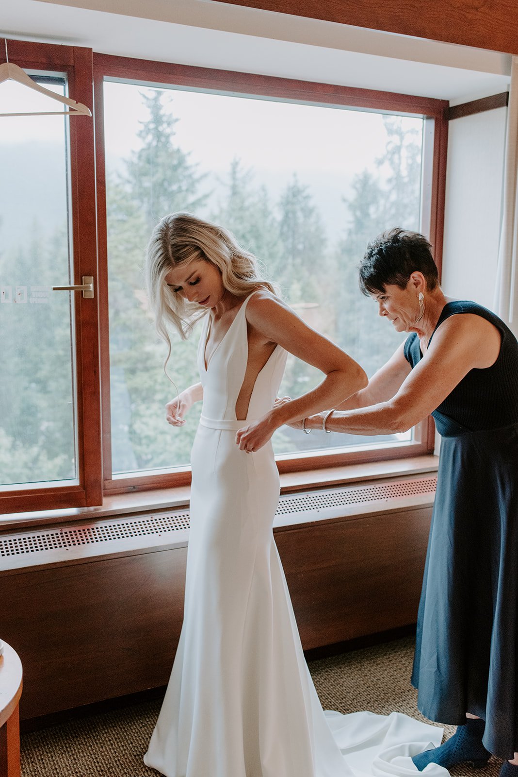 Alaska Bride at Alyeska Resort 